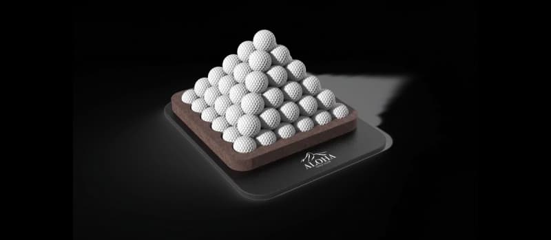 Royal ball pyramid